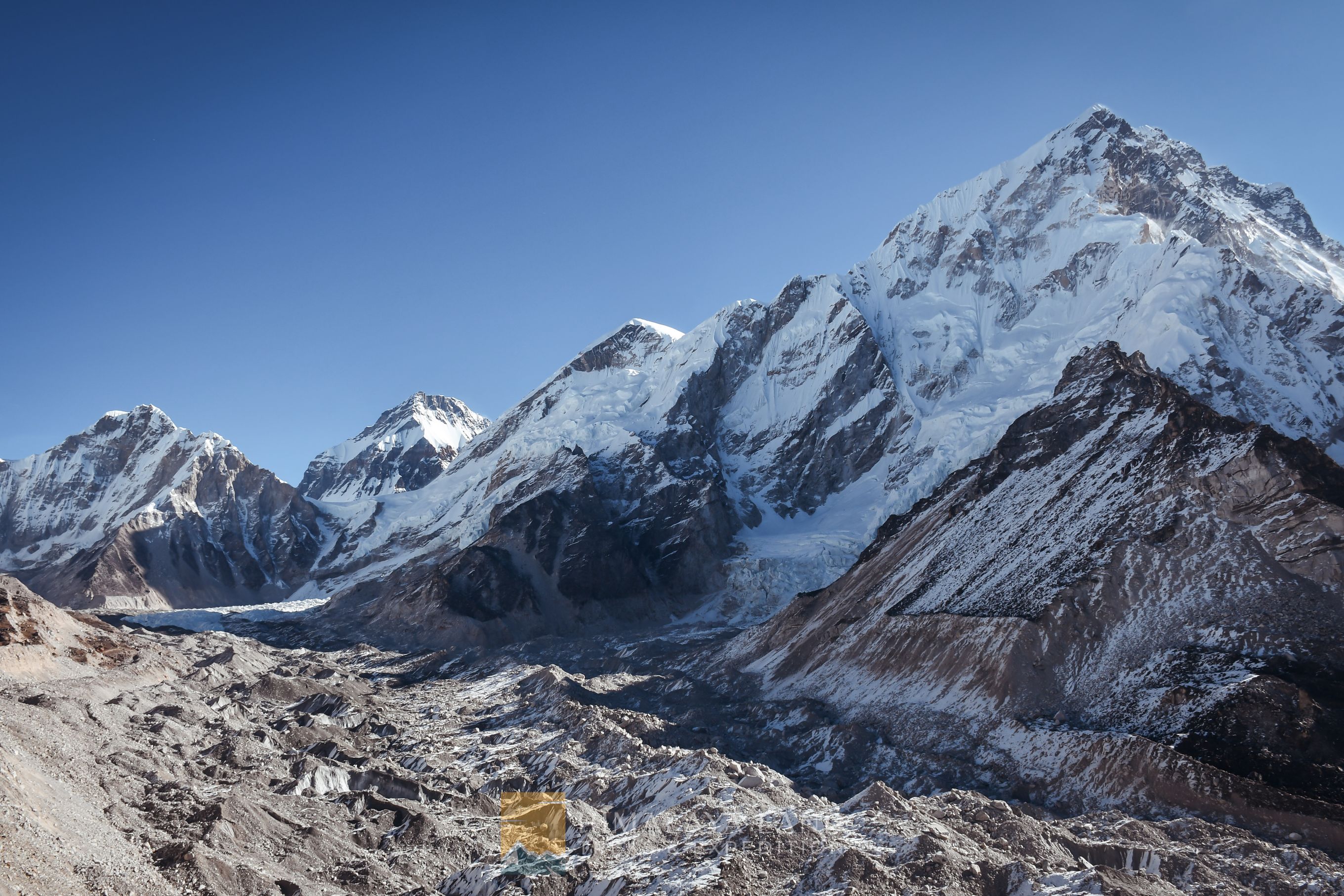 view of everest from kalapatthar