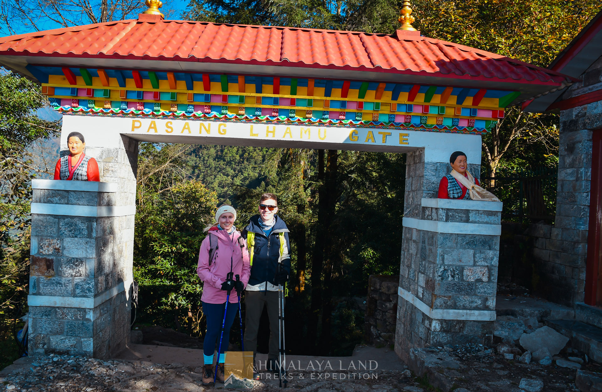 Pasang Lamu Gate: Sherpa heritage and gateway to Everest's wonders.
